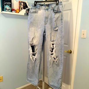 Wild Fable Highest Rise Baggy Jean Light Wash Distressed Style Women’s Size 12